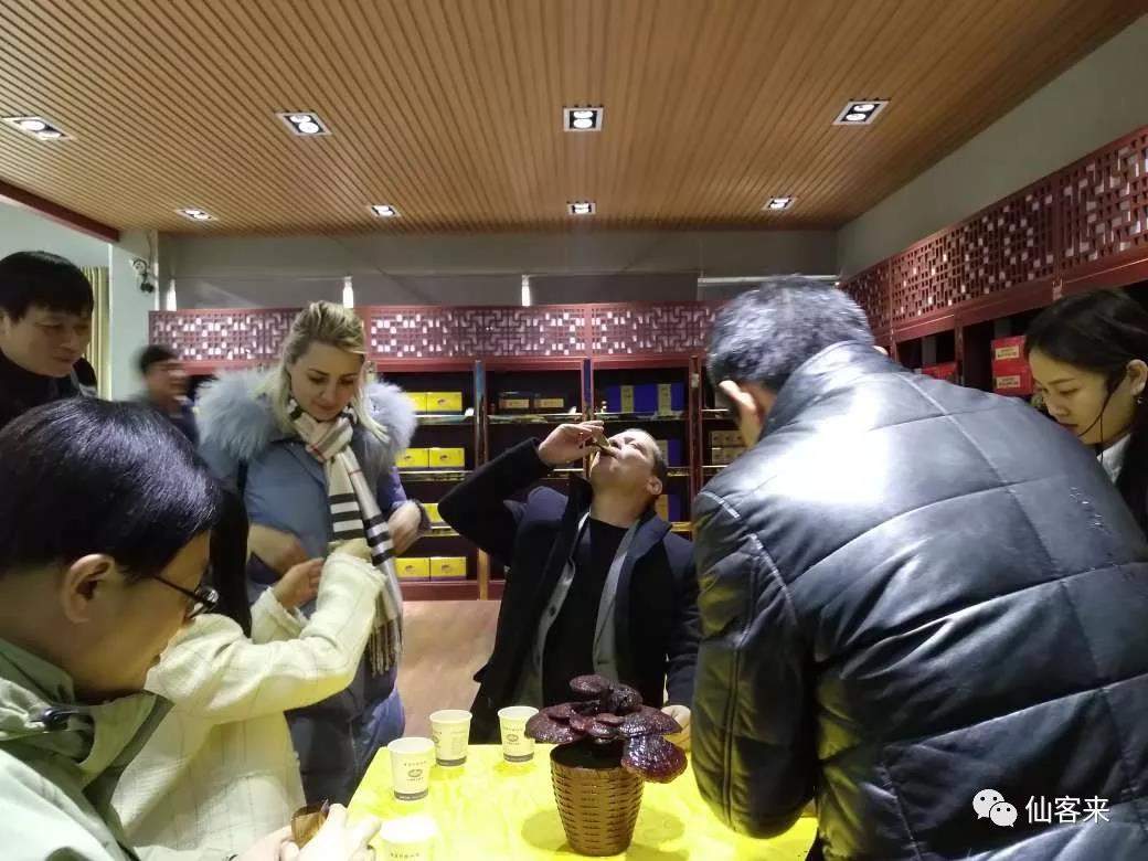 1553759107865683.jpg 杭州亞運(yùn)會官方靈芝產(chǎn)品供應(yīng)商|杭州亞運(yùn)會官方供應(yīng)商|中國靈芝十大品牌|仙客來靈芝|仙客來靈芝破壁孢子粉|仙客來孢子油|仙客來靈芝飲片|仙客來破壁孢子粉|靈芝孢子油|孢子粉|靈芝破壁孢子粉|靈芝|中華老字號