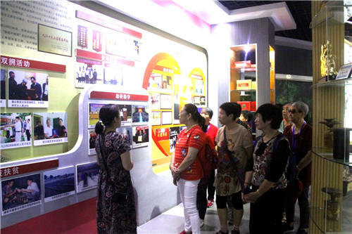 1568098055549139.jpg 杭州亞運會官方靈芝產(chǎn)品供應(yīng)商|杭州亞運會官方供應(yīng)商|中國靈芝十大品牌|仙客來靈芝|仙客來靈芝破壁孢子粉|仙客來孢子油|仙客來靈芝飲片|仙客來破壁孢子粉|靈芝孢子油|孢子粉|靈芝破壁孢子粉|靈芝|中華老字號