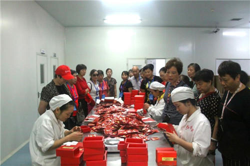 1568098175573752.jpg 杭州亞運會官方靈芝產(chǎn)品供應(yīng)商|杭州亞運會官方供應(yīng)商|中國靈芝十大品牌|仙客來靈芝|仙客來靈芝破壁孢子粉|仙客來孢子油|仙客來靈芝飲片|仙客來破壁孢子粉|靈芝孢子油|孢子粉|靈芝破壁孢子粉|靈芝|中華老字號