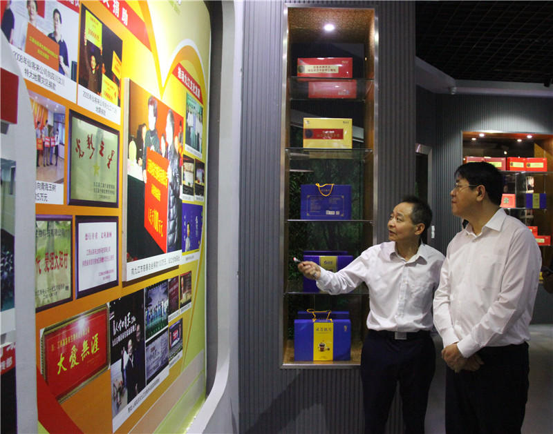 中國靈芝十大品牌|仙客來靈芝|仙客來靈芝破壁孢子粉|仙客來孢子油|仙客來靈芝飲片|仙客來破壁孢子粉|仙客來靈芝中藥飲片|馳名商標|m.aimlin.com| 中國靈芝十大品牌|仙客來靈芝|仙客來靈芝破壁孢子粉|仙客來孢子油|仙客來靈芝飲片|仙客來破壁孢子粉|仙客來靈芝中藥飲片|馳名商標|m.aimlin.com|