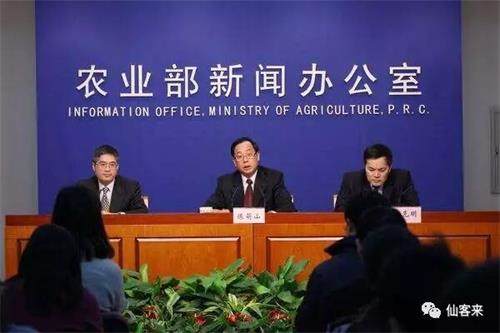 1592636440353484.jpg 0453B4F67F7144EAC335D9C5BACBDCDE.jpg