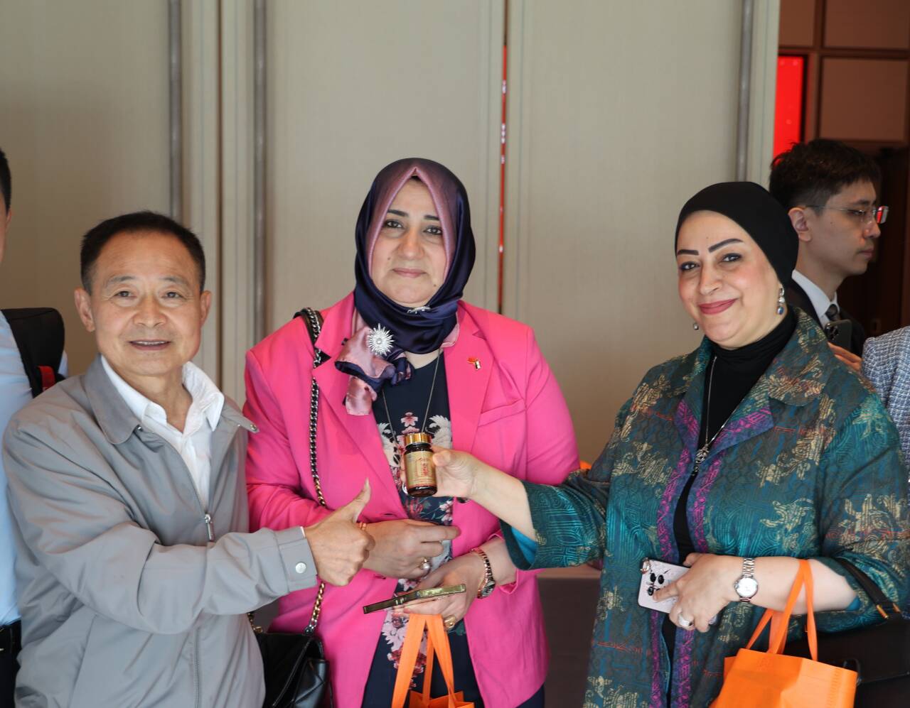 杭州亞運(yùn)會(huì)官方靈芝產(chǎn)品供應(yīng)商|杭州亞運(yùn)會(huì)官方供應(yīng)商|中國(guó)靈芝十大品牌|仙客來靈芝|仙客來靈芝破壁孢子粉|仙客來孢子油|仙客來靈芝飲片|仙客來破壁孢子粉|靈芝孢子油|孢子粉|靈芝破壁孢子粉|靈芝|中華老字號(hào)