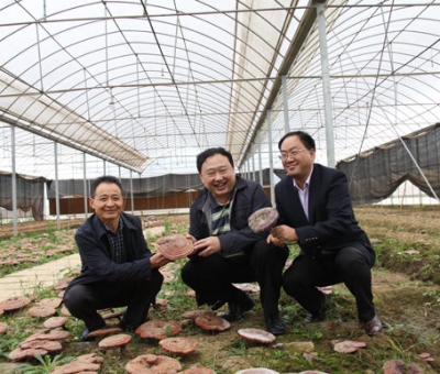 安徽省馬鞍山市季翔副市長(zhǎng)率團(tuán)考察仙客來公司稱贊仙客來是江西省的一張新“名片”