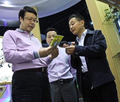 九江市委常委、副市長趙玉剛蒞臨仙客來公司調研