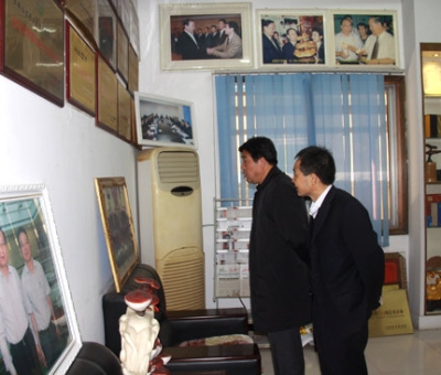 九江縣委書記徐耀純蒞臨仙客來公司指導工作