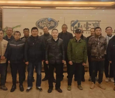 質(zhì)量在手中  安全在心中|新年伊始  享受國(guó)務(wù)院特殊津貼專家、潘新華董事長(zhǎng)情暖工地建設(shè)者