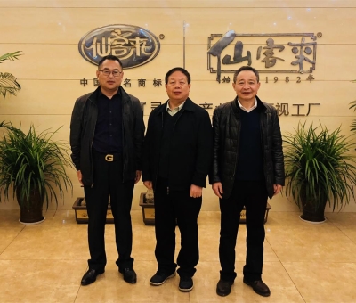 全國(guó)模范教師、國(guó)防科技大學(xué)潘存云教授一行到訪仙客來(lái)公司