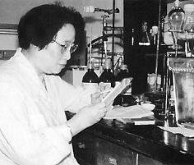 全國(guó)瘧疾日-中國(guó)一位科學(xué)家研究出抗瘧特效藥救治生命