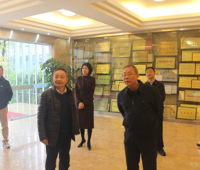 國家稅務總局九江市稅務局黨委副書記、副局長孫暉等領導蒞臨仙客來公司調研