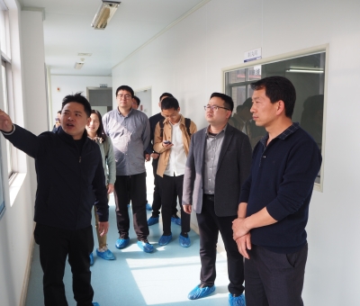 省工信廳產(chǎn)業(yè)政策處副處長(zhǎng)苗瑞方一行蒞臨仙客來公司考察調(diào)研