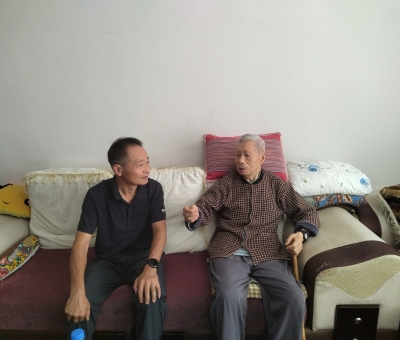 致敬英雄！潘新華一行中秋走訪慰問抗戰(zhàn)英雄張大燕